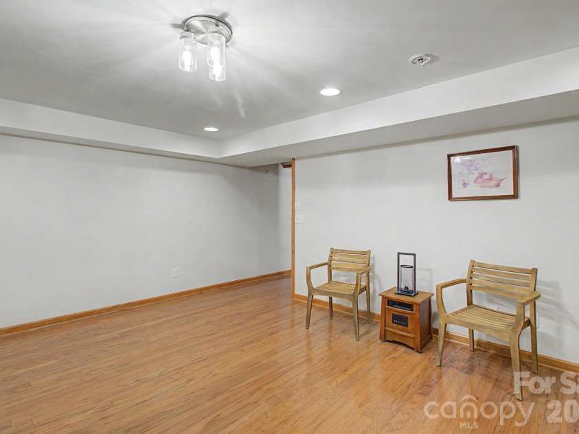 230 Blythewood Drive, Hendersonville, NC 28792.  MLS# CAR4422676, YatesRealty ID 49849. 