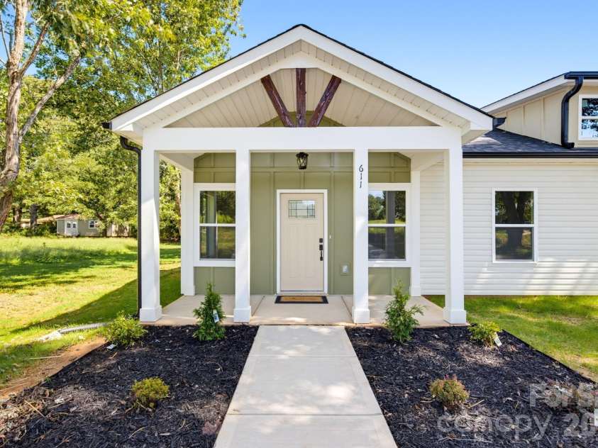 611 Sanders Road, Shelby, NC 28150.  MLS# CAR4422730, YatesRealty ID 49850. 