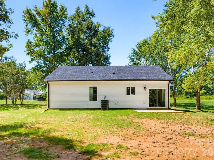 611 Sanders Road, Shelby, NC 28150.  MLS# CAR4422730, YatesRealty ID 49850. 