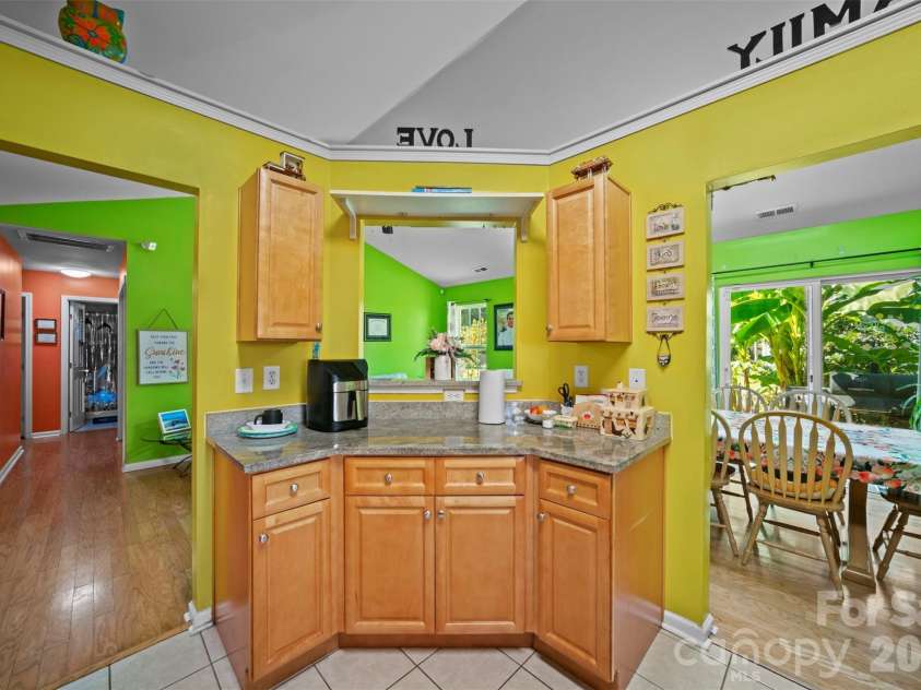 8721 Brookstead Meadow Court, Charlotte, NC 28215.  MLS# CAR4422686, YatesRealty ID 49855. 
