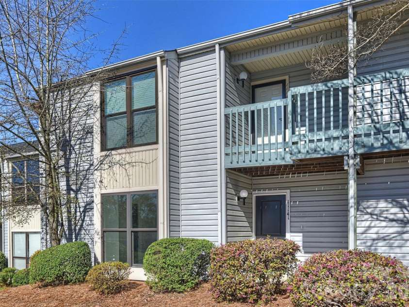 11141 Harrowfield Road, Charlotte, NC 28226.  MLS# CAR4359680, YatesRealty ID 4986. 