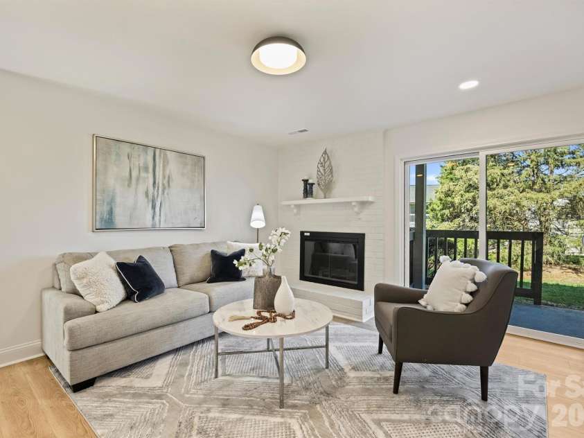 11141 Harrowfield Road, Charlotte, NC 28226.  MLS# CAR4359680, YatesRealty ID 4986. 