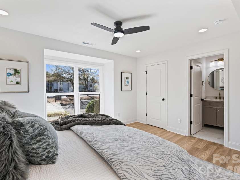 11141 Harrowfield Road, Charlotte, NC 28226.  MLS# CAR4359680, YatesRealty ID 4986. 