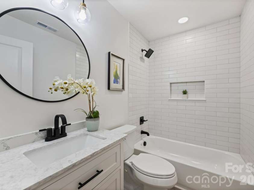 11141 Harrowfield Road, Charlotte, NC 28226.  MLS# CAR4359680, YatesRealty ID 4986. 