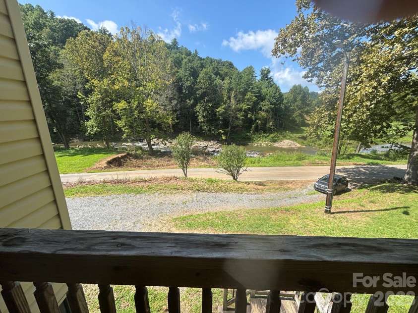 321 Bartlett Road, Weaverville, NC 28787.  MLS# CAR4419554, YatesRealty ID 49860. 