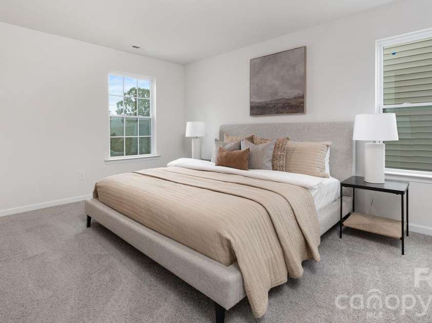 911 Naughton Street, Chester, SC 29706.  MLS# CAR4423269, YatesRealty ID 49861. 