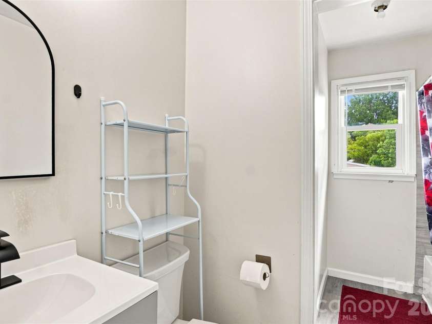 3601 Fagan Way, Charlotte, NC 28216.  MLS# CAR4422148, YatesRealty ID 49862. 