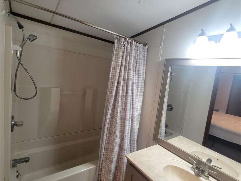 204 Kudzu Loop, Waynesville, NC 28786.  MLS# CAR4422736, YatesRealty ID 49863. 