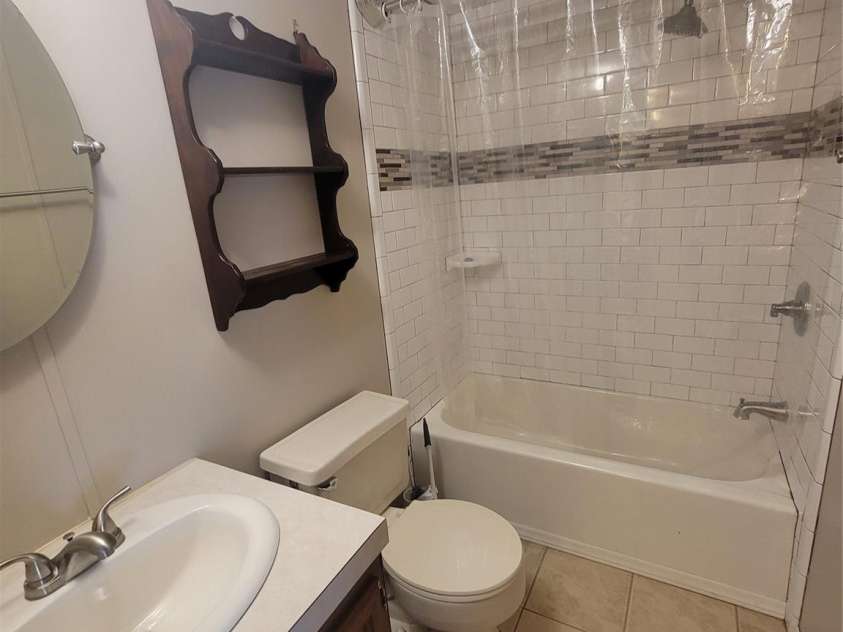 204 Kudzu Loop, Waynesville, NC 28786.  MLS# CAR4422736, YatesRealty ID 49863. 