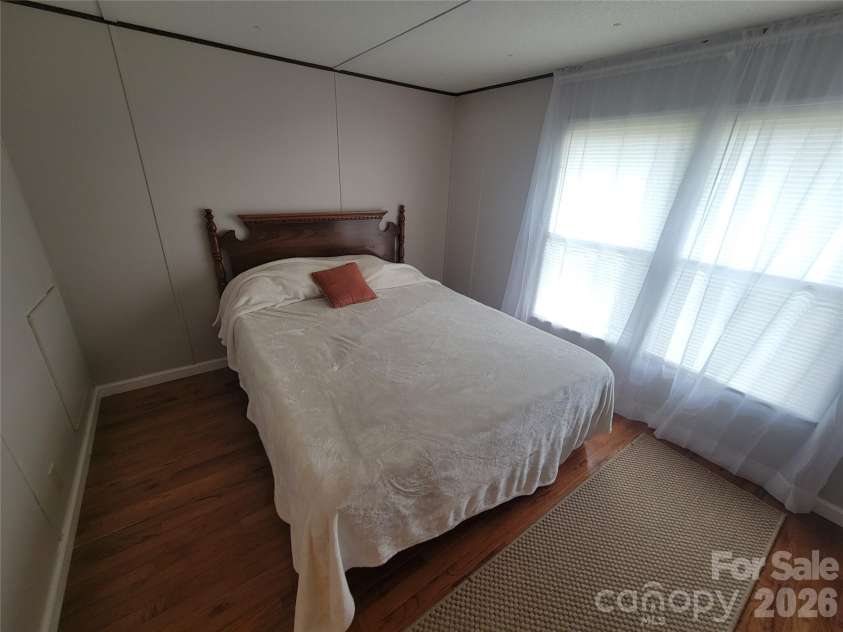 204 Kudzu Loop, Waynesville, NC 28786.  MLS# CAR4422736, YatesRealty ID 49863. 