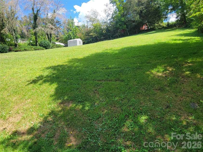 204 Kudzu Loop, Waynesville, NC 28786.  MLS# CAR4422736, YatesRealty ID 49863. Extra building lot that is approx. .25 acre