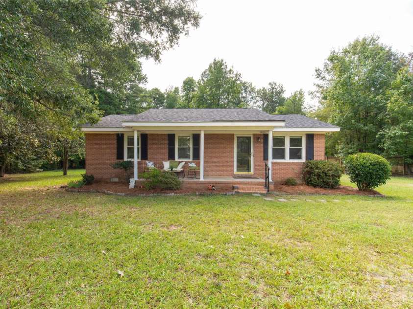 1242 Stringfellow Road, Chester, SC 29706.  MLS# CAR4422504, YatesRealty ID 49864. 