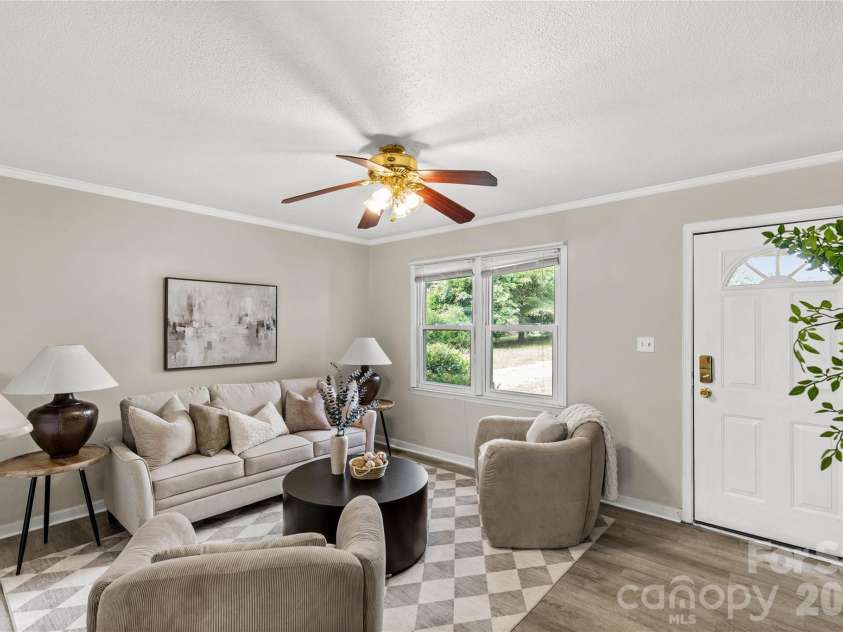 1242 Stringfellow Road, Chester, SC 29706.  MLS# CAR4422504, YatesRealty ID 49864. 