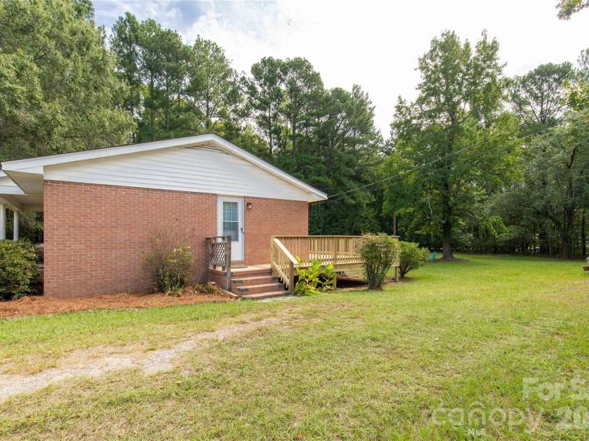 1242 Stringfellow Road, Chester, SC 29706.  MLS# CAR4422504, YatesRealty ID 49864. 