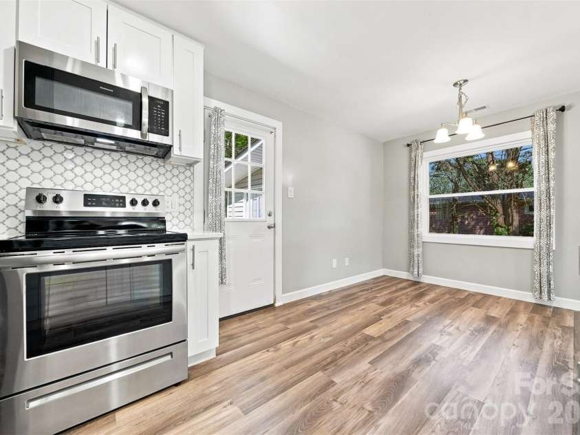 2938 11th Avenue, Hickory, NC 28602.  MLS# CAR4420993, YatesRealty ID 49865. 
