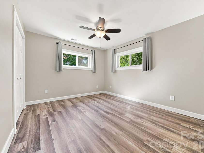 2938 11th Avenue, Hickory, NC 28602.  MLS# CAR4420993, YatesRealty ID 49865. 