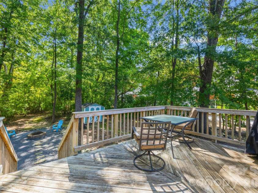 404 Sadie Drive, Matthews, NC 28105.  MLS# CAR4420775, YatesRealty ID 49866. Just off the open deck