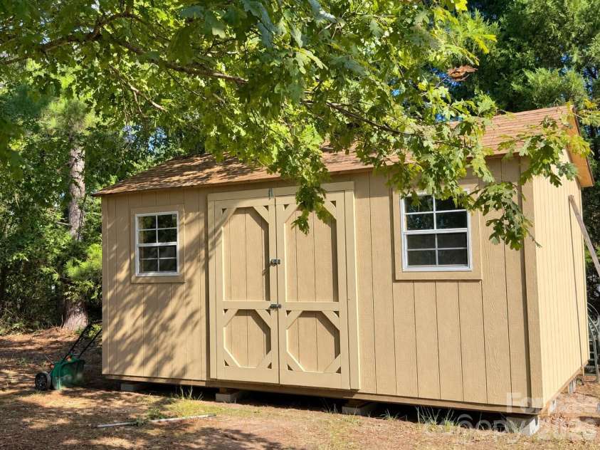 599 Preston Brooks Drive, Catawba, SC 29704.  MLS# CAR4423262, YatesRealty ID 49868. 