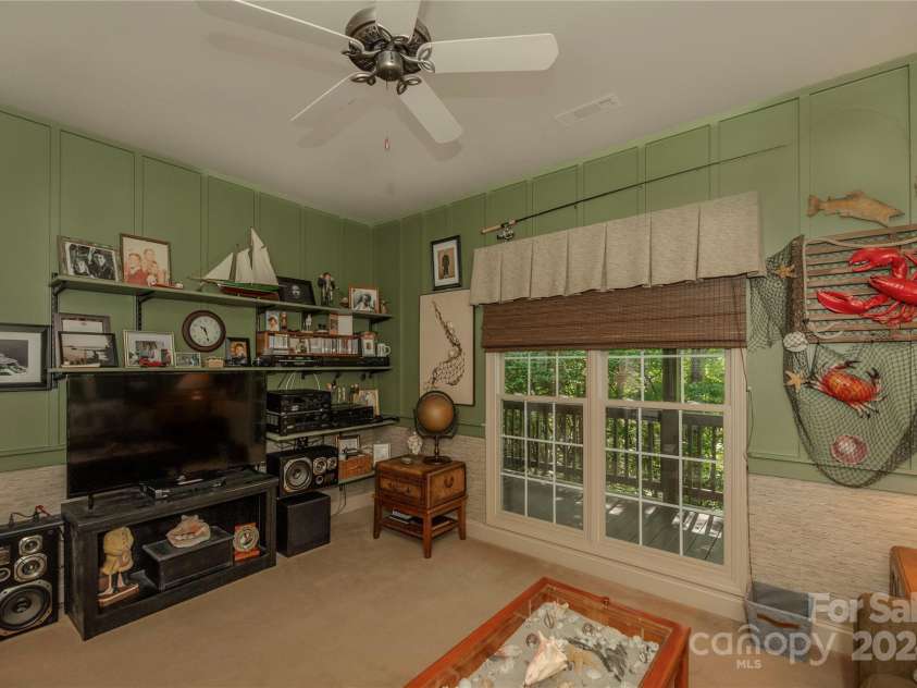 1244 Windover Drive, Brevard, NC 28712.  MLS# CAR4169991, YatesRealty ID 4987. Bonus Room on Main Level