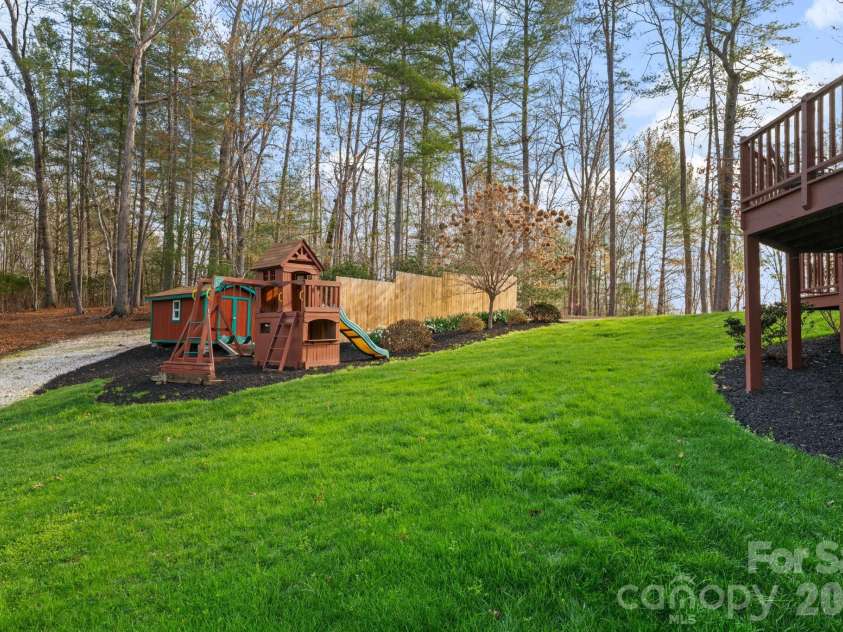 458 Jim Caudill Road, Wilkesboro, NC 28697.  MLS# CAR4356135, YatesRealty ID 4987. 