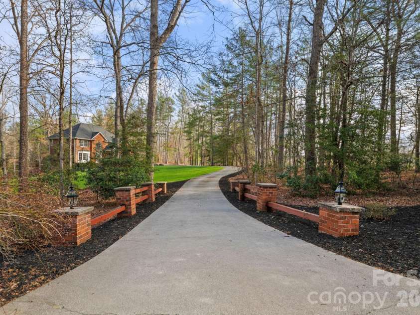 458 Jim Caudill Road, Wilkesboro, NC 28697.  MLS# CAR4356135, YatesRealty ID 4987. 