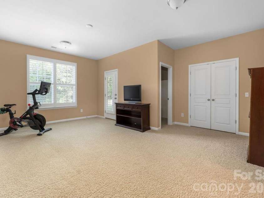11194 Bridgewater Drive, Huntersville, NC 28078.  MLS# CAR4422691, YatesRealty ID 49870. 