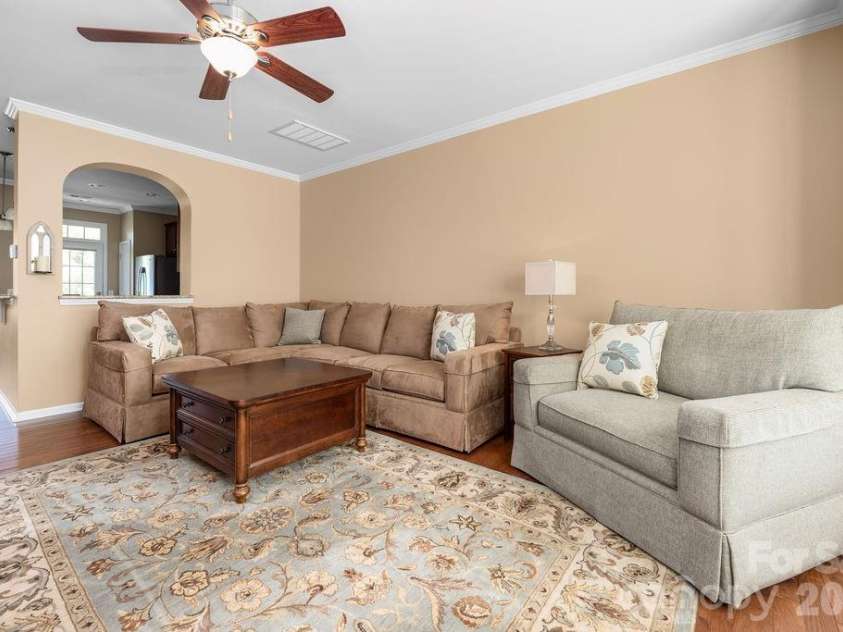 11194 Bridgewater Drive, Huntersville, NC 28078.  MLS# CAR4422691, YatesRealty ID 49870. 