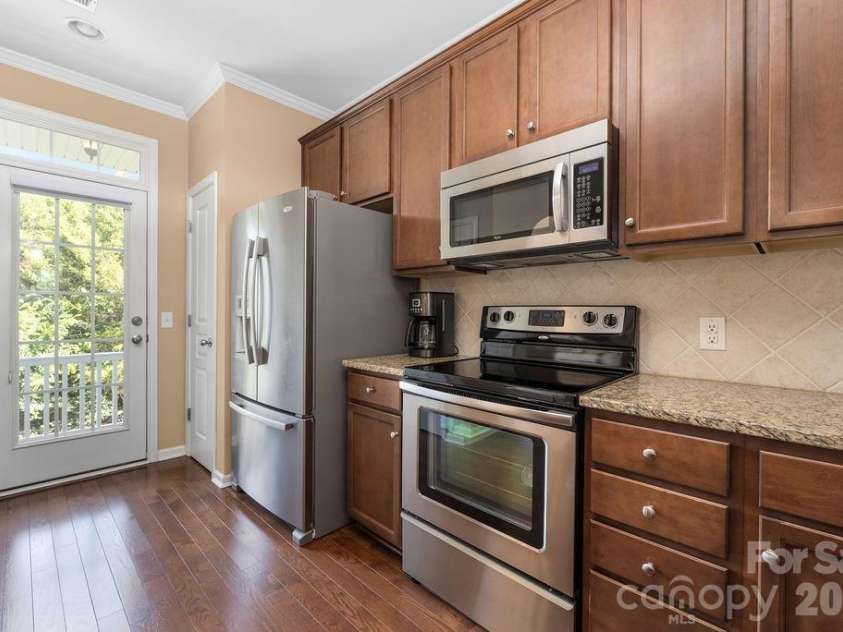 11194 Bridgewater Drive, Huntersville, NC 28078.  MLS# CAR4422691, YatesRealty ID 49870. 