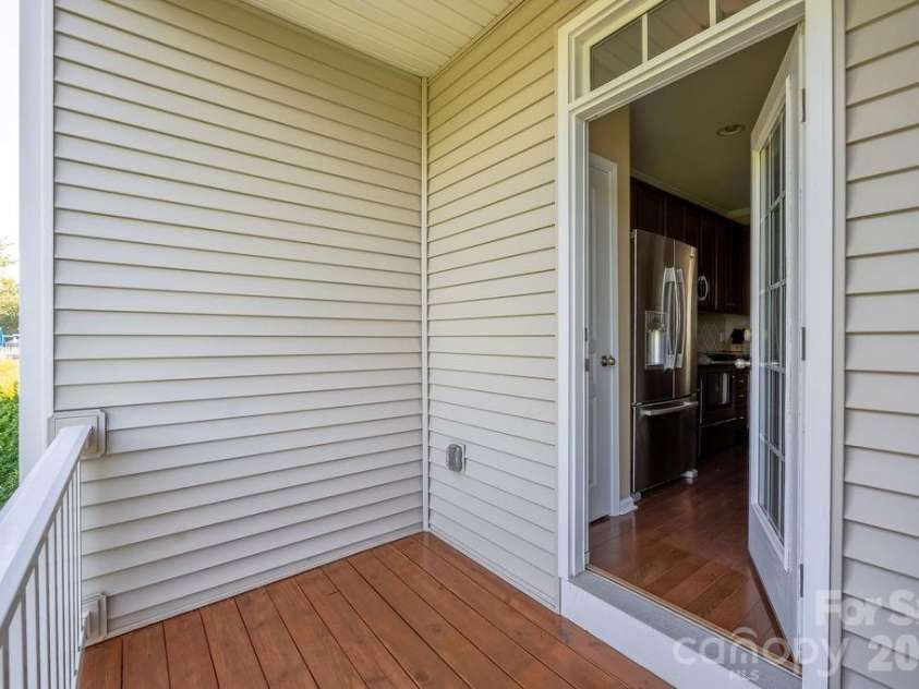 11194 Bridgewater Drive, Huntersville, NC 28078.  MLS# CAR4422691, YatesRealty ID 49870. 