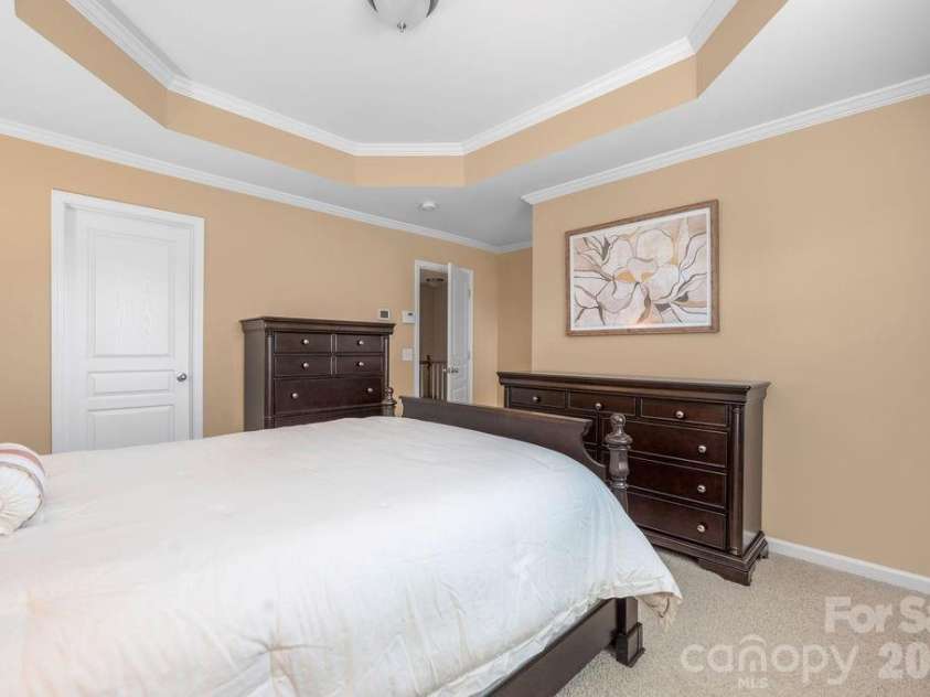 11194 Bridgewater Drive, Huntersville, NC 28078.  MLS# CAR4422691, YatesRealty ID 49870. 