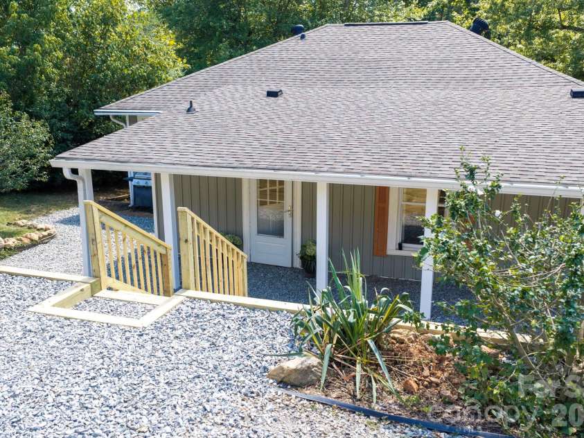 23 Maxwell Road, Asheville, NC 28805.  MLS# CAR4421518, YatesRealty ID 49871. Gravel Back Area