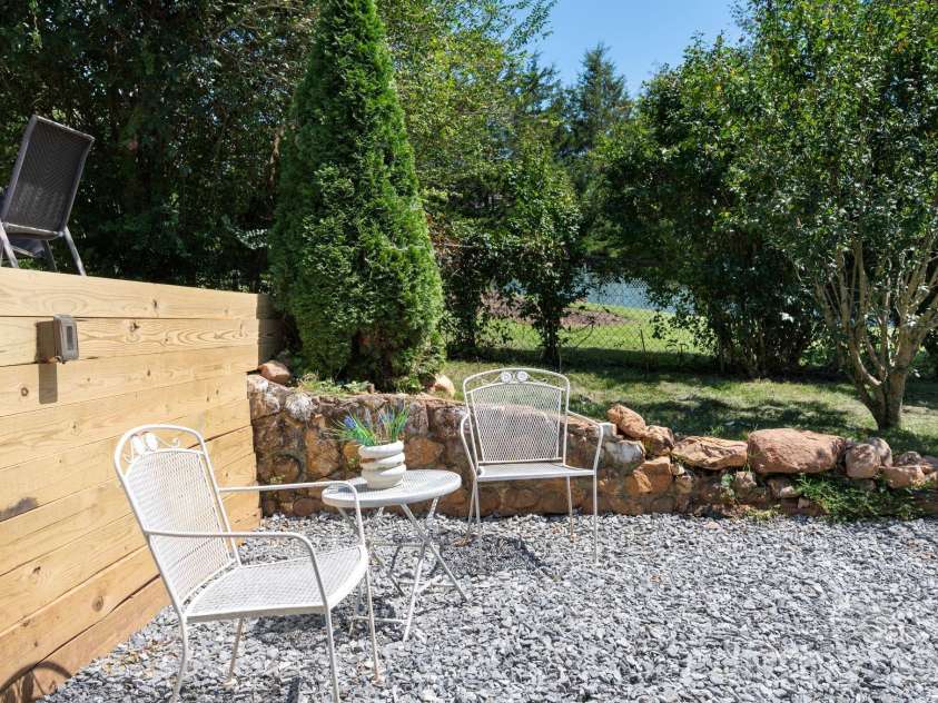 23 Maxwell Road, Asheville, NC 28805.  MLS# CAR4421518, YatesRealty ID 49871. New Retaining Wall
