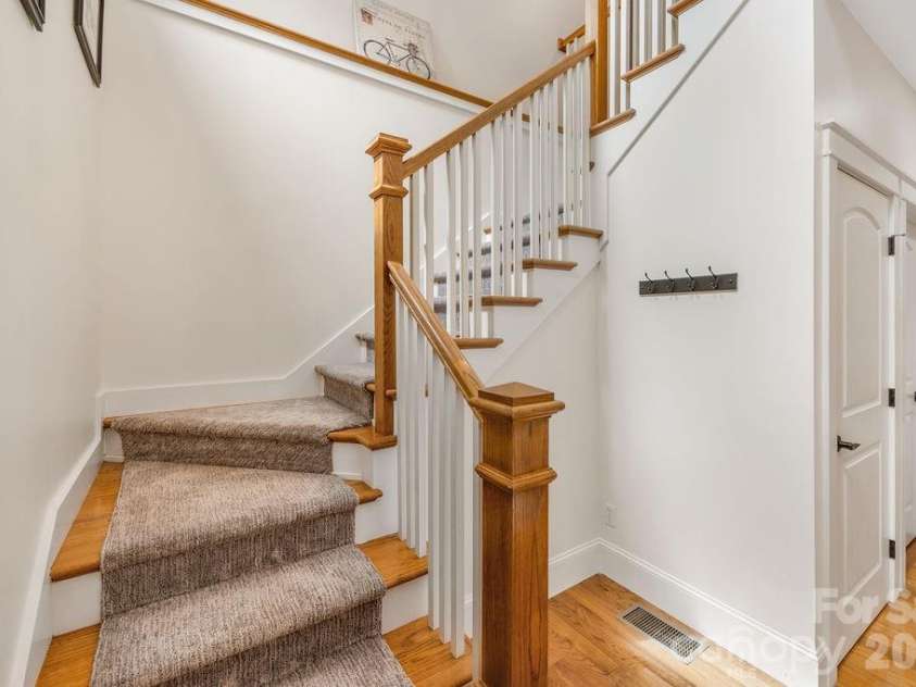 151 Hillside Drive, Swannanoa, NC 28778.  MLS# CAR4418957, YatesRealty ID 49872. 3 Bedrooms Upstairs