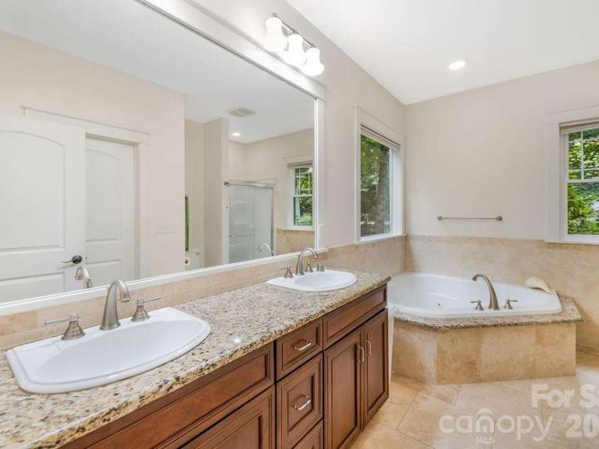 151 Hillside Drive, Swannanoa, NC 28778.  MLS# CAR4418957, YatesRealty ID 49872. Primary Bathroom