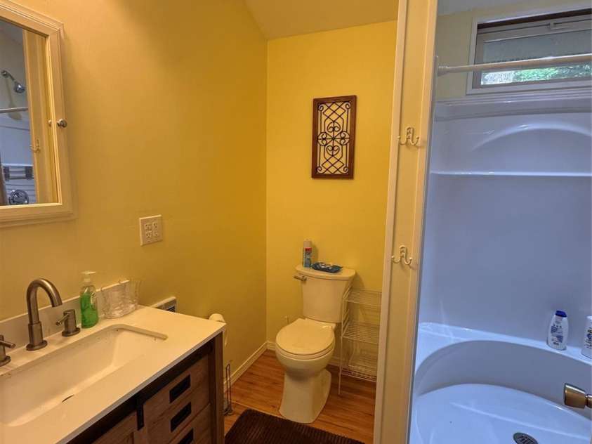 488 Hemlock Loop, Newland, NC 28657.  MLS# CAR4422923, YatesRealty ID 49875. 