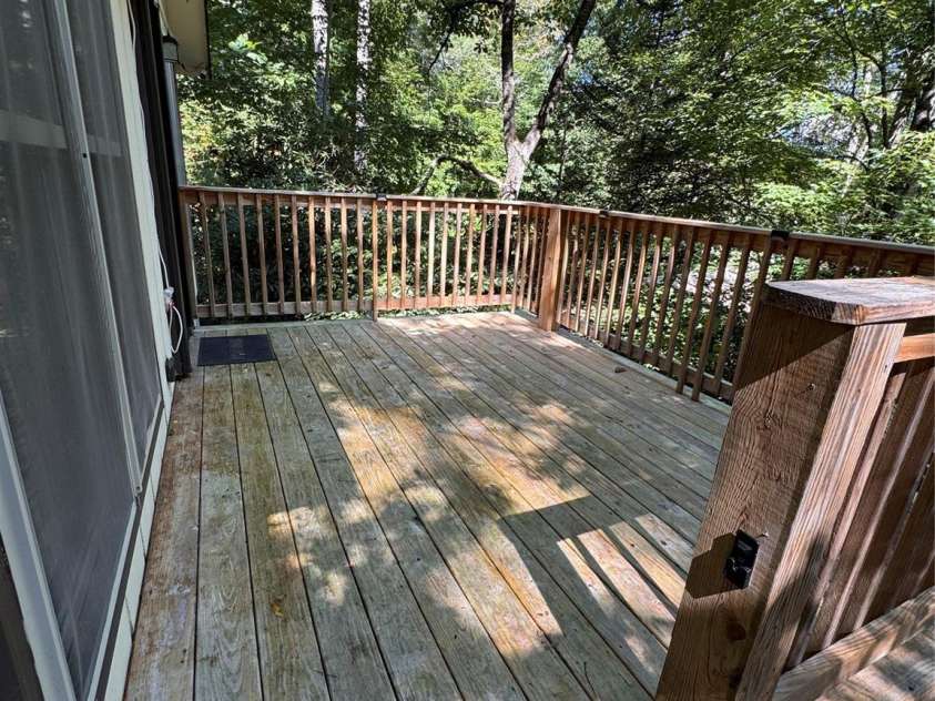 488 Hemlock Loop, Newland, NC 28657.  MLS# CAR4422923, YatesRealty ID 49875. 
