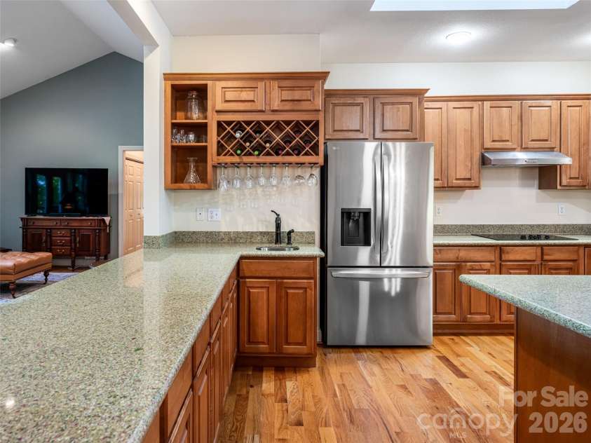 4 Dogwood Glen Circle, Etowah, NC 28729.  MLS# CAR4423039, YatesRealty ID 49877. 