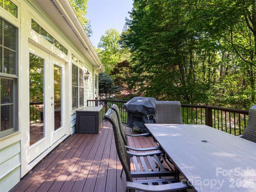4 Dogwood Glen Circle, Etowah, NC 28729.  MLS# CAR4423039, YatesRealty ID 49877. 