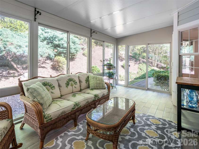 4 Dogwood Glen Circle, Etowah, NC 28729.  MLS# CAR4423039, YatesRealty ID 49877. 