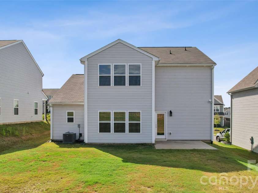 107 Mooring Drive, Statesville, NC 28677.  MLS# CAR4422661, YatesRealty ID 49878. 