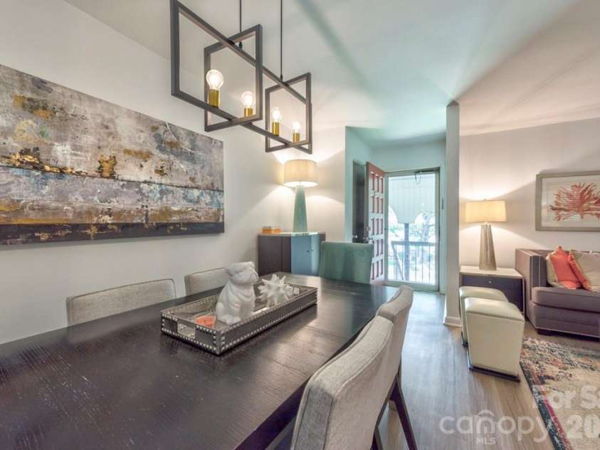 4604 Coronado Drive, Charlotte, NC 28212.  MLS# CAR4421461, YatesRealty ID 49880. 