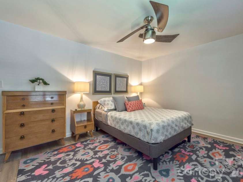 4604 Coronado Drive, Charlotte, NC 28212.  MLS# CAR4421461, YatesRealty ID 49880. 