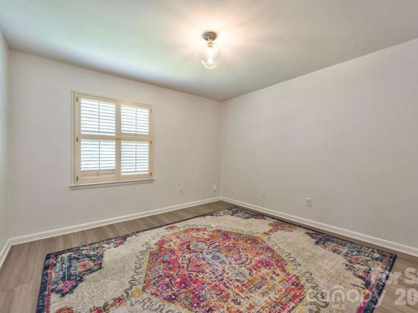 4604 Coronado Drive, Charlotte, NC 28212.  MLS# CAR4421461, YatesRealty ID 49880. 