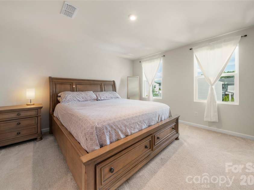 4101 Wild Ridge Drive, Charlotte, NC 28215.  MLS# CAR4422271, YatesRealty ID 49883. 