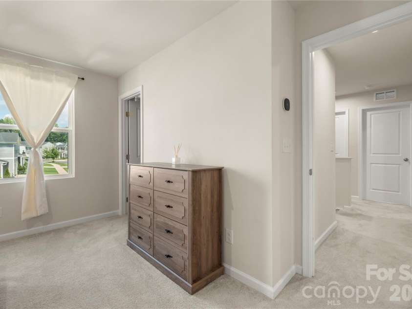 4101 Wild Ridge Drive, Charlotte, NC 28215.  MLS# CAR4422271, YatesRealty ID 49883. 