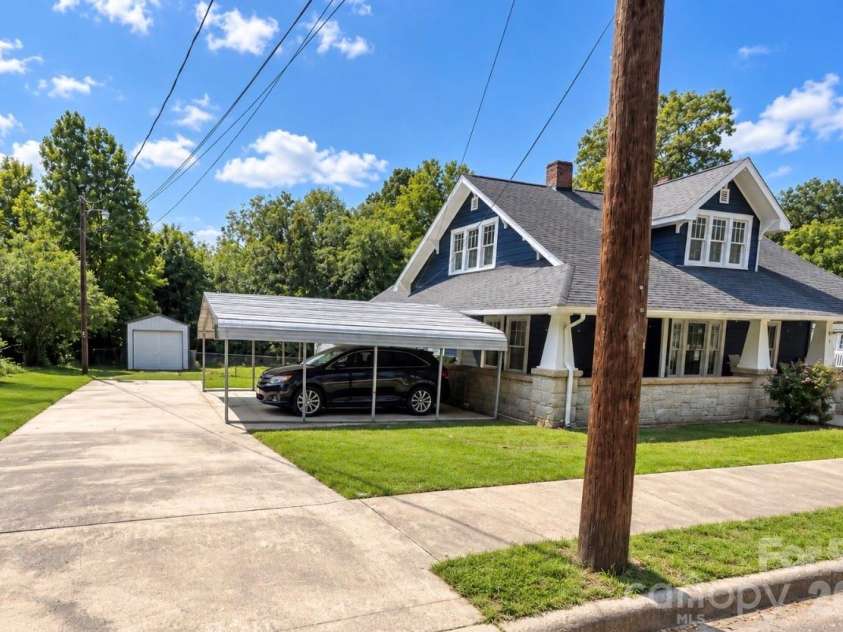 108 Oak Street Street, Granite Quarry, NC 28146.  MLS# CAR4423075, YatesRealty ID 49884. 
