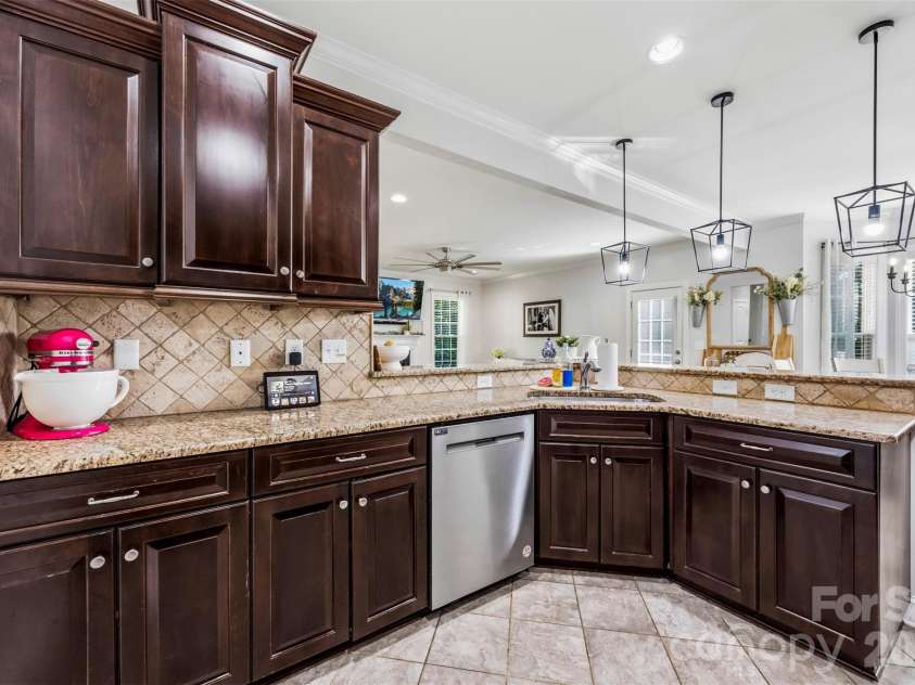 5506 Thistlebrook Court, Gastonia, NC 28056.  MLS# CAR4419201, YatesRealty ID 49885. 