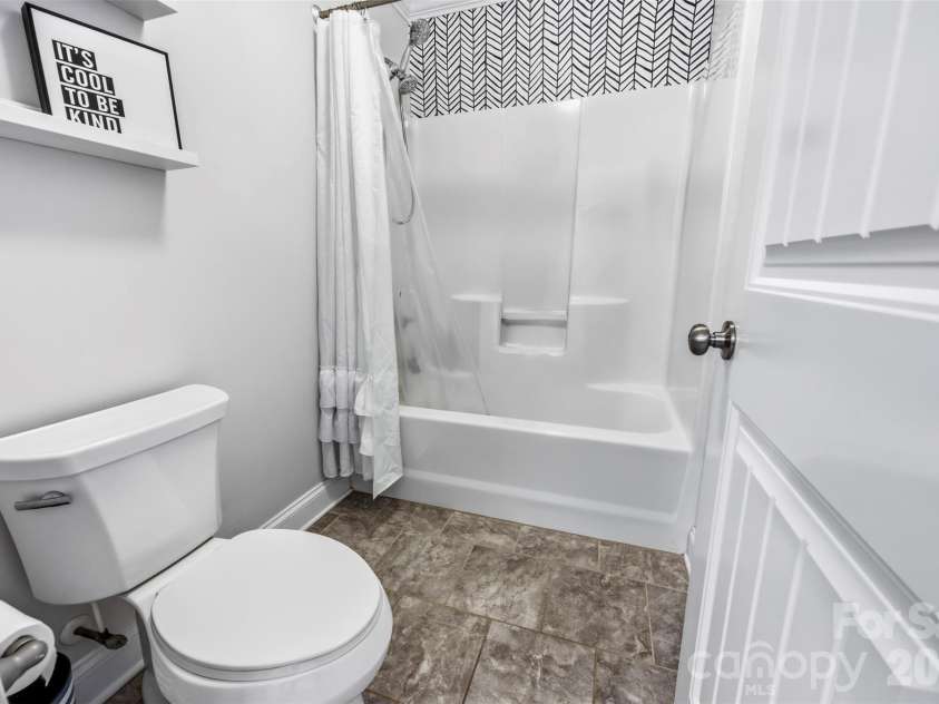 5506 Thistlebrook Court, Gastonia, NC 28056.  MLS# CAR4419201, YatesRealty ID 49885. 