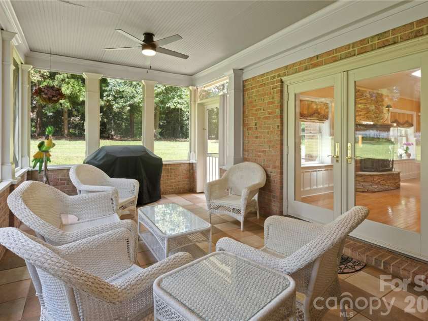 6041 Bluebird Hill Lane, Matthews, NC 28104.  MLS# CAR4413086, YatesRealty ID 49886. 