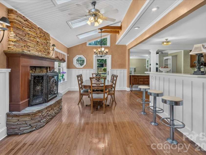 6041 Bluebird Hill Lane, Matthews, NC 28104.  MLS# CAR4413086, YatesRealty ID 49886. 